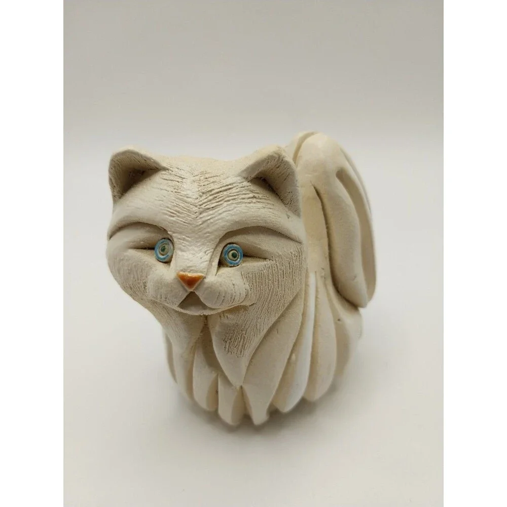 Artesania Rinconada Uruguay Signed White Ceramic Cat Figurine Hand Painted Art